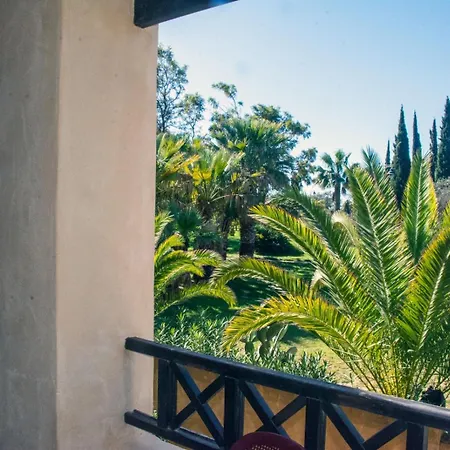 Planta Baja En Jardines De *